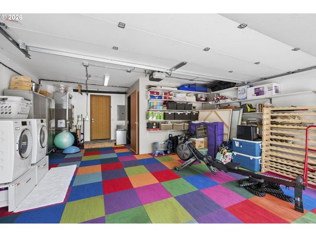 835 Ne 33RD Ave, Portland, OR 97232