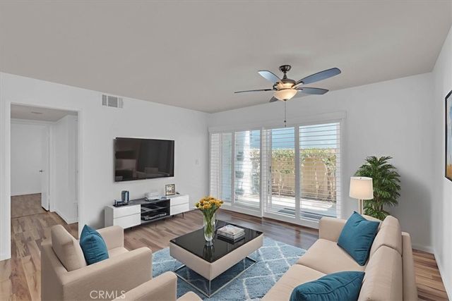 2521 W Sunflower H2, Santa Ana, CA 92704