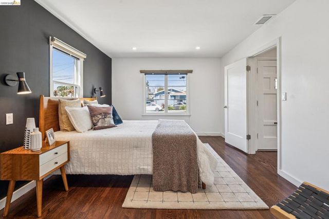 1550 Havenscourt Blvd, Oakland, CA 94621