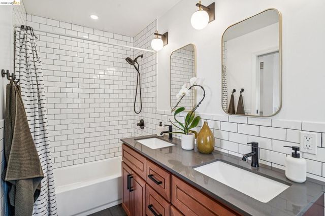 1550 Havenscourt Blvd, Oakland, CA 94621