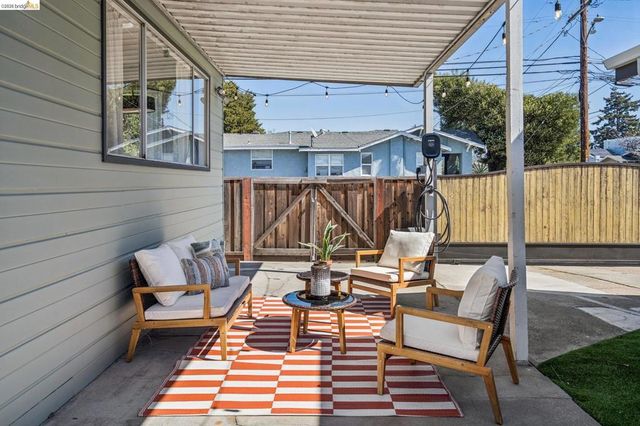 1550 Havenscourt Blvd, Oakland, CA 94621