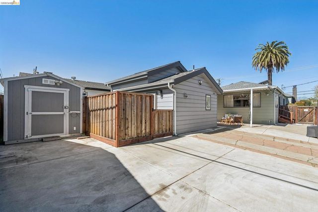 1550 Havenscourt Blvd, Oakland, CA 94621