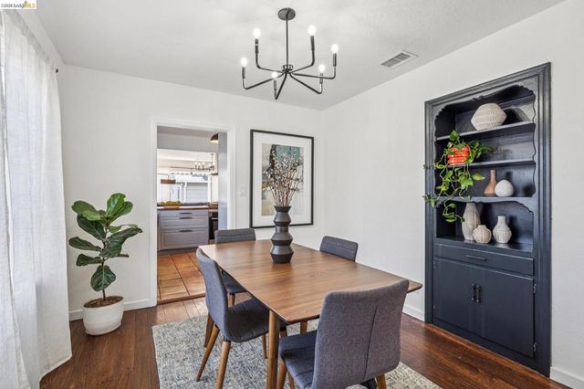 1550 Havenscourt Blvd, Oakland, CA 94621