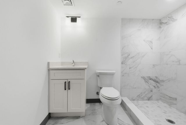 26 Union St 302, Natick, MA 01760