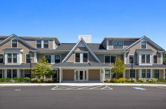 26 Union St 302, Natick, MA 01760
