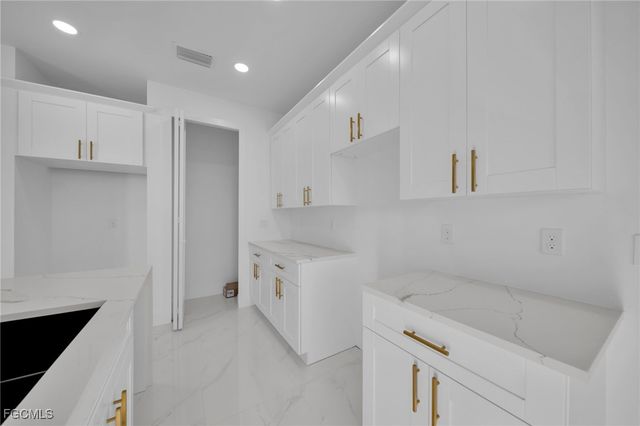 4206 E 15th ST, Lehigh Acres, FL 33972