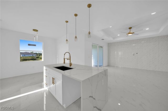 4206 E 15th ST, Lehigh Acres, FL 33972