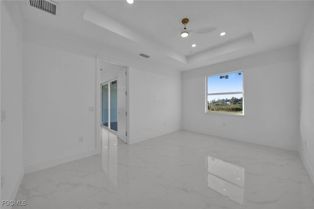 4206 E 15th ST, Lehigh Acres, FL 33972