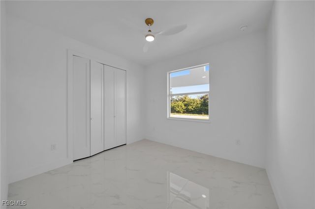 4206 E 15th ST, Lehigh Acres, FL 33972