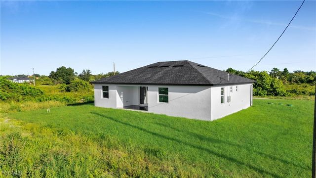 4206 E 15th ST, Lehigh Acres, FL 33972