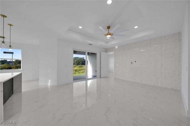 4206 E 15th ST, Lehigh Acres, FL 33972