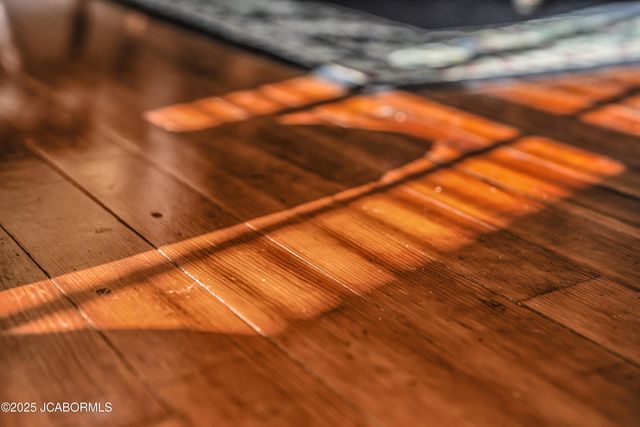 503 E HIGH STREET, Jefferson City, MO 65109