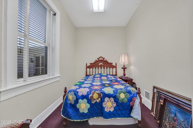 503 E HIGH STREET, Jefferson City, MO 65109