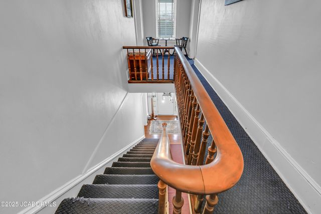 503 E HIGH STREET, Jefferson City, MO 65109