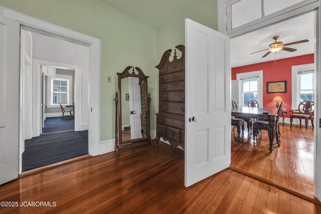 503 E HIGH STREET, Jefferson City, MO 65109