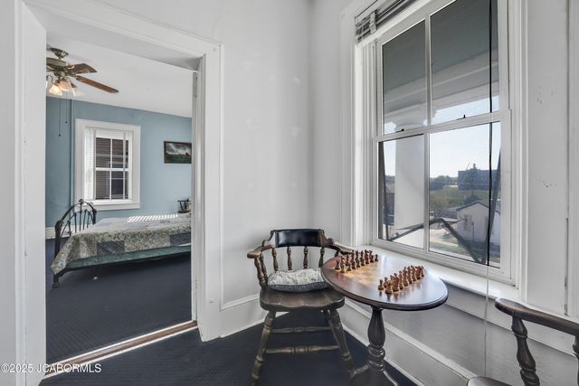 503 E HIGH STREET, Jefferson City, MO 65109