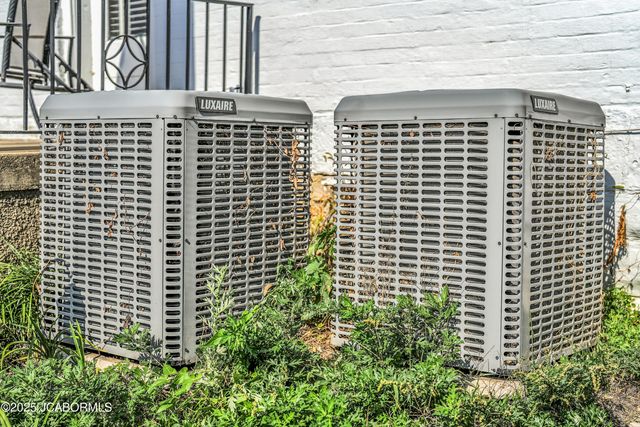 503 E HIGH STREET, Jefferson City, MO 65109