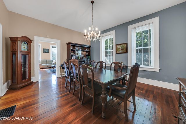 503 E HIGH STREET, Jefferson City, MO 65109