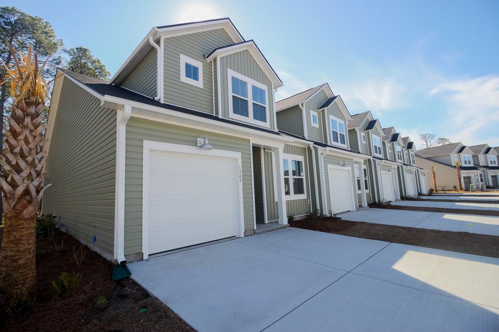 1382 Speedway St., Myrtle Beach, SC 29579