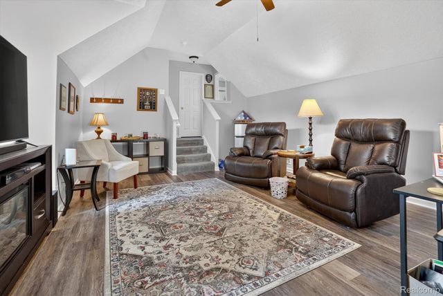 3847 Kiskadee Drive, East Lansing, MI 48823