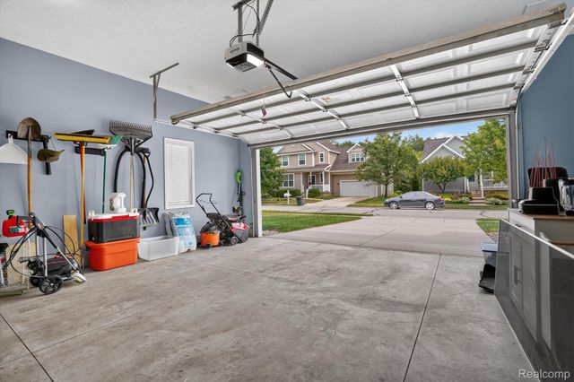3847 Kiskadee Drive, East Lansing, MI 48823