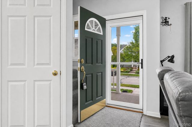 3847 Kiskadee Drive, East Lansing, MI 48823