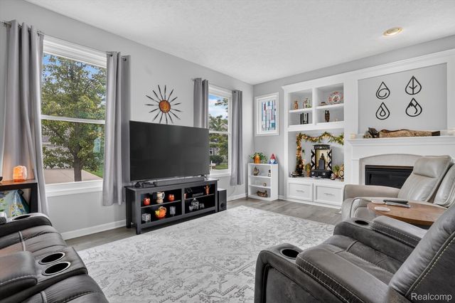 3847 Kiskadee Drive, East Lansing, MI 48823