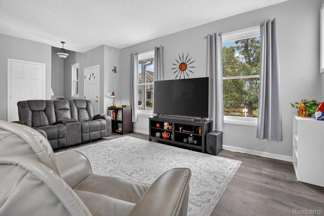 3847 Kiskadee Drive, East Lansing, MI 48823