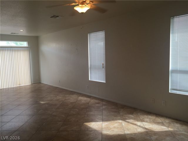 9178 Sleeping Tree Street, Las Vegas, NV 89123