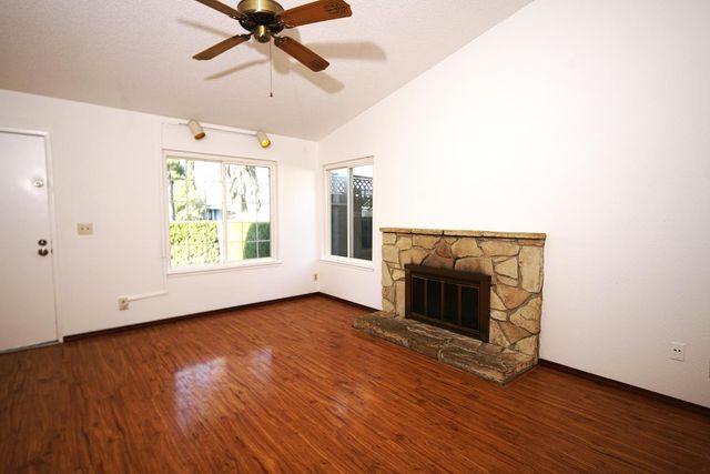 3625 Kingsport Way, Sacramento, CA 95826