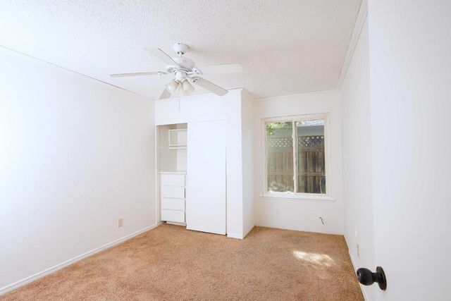 3625 Kingsport Way, Sacramento, CA 95826