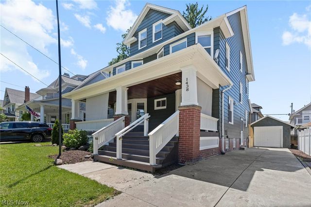 1438 Elbur Avenue, Lakewood, OH 44107
