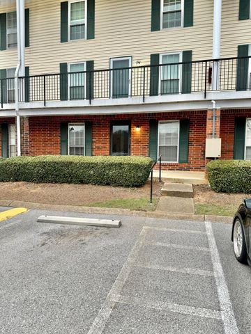 900 Mountain Creek Road, Chattanooga, TN 37405