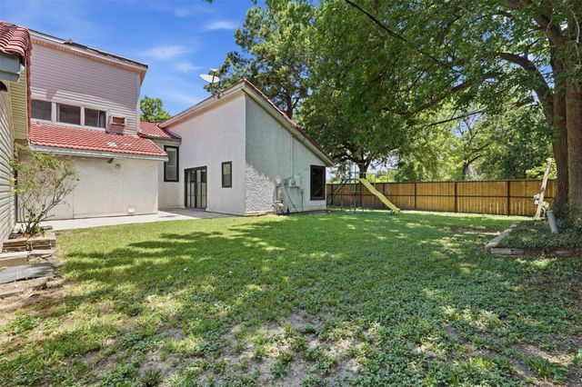 6107 Vinewood Drive, Houston, TX 77088