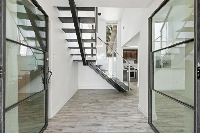 6107 Vinewood Drive, Houston, TX 77088