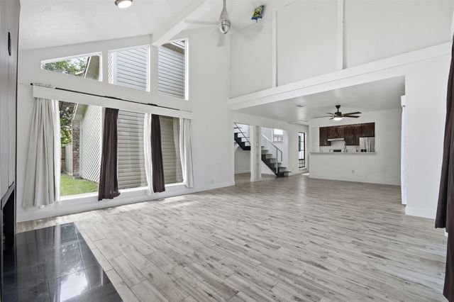 6107 Vinewood Drive, Houston, TX 77088