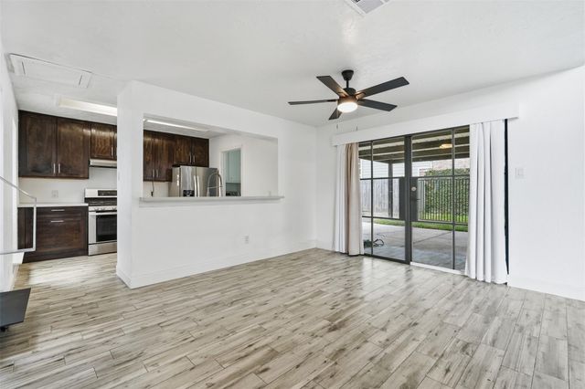 6107 Vinewood Drive, Houston, TX 77088