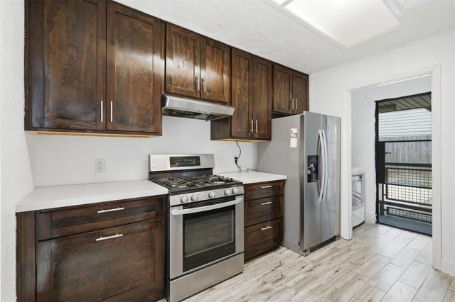 6107 Vinewood Drive, Houston, TX 77088