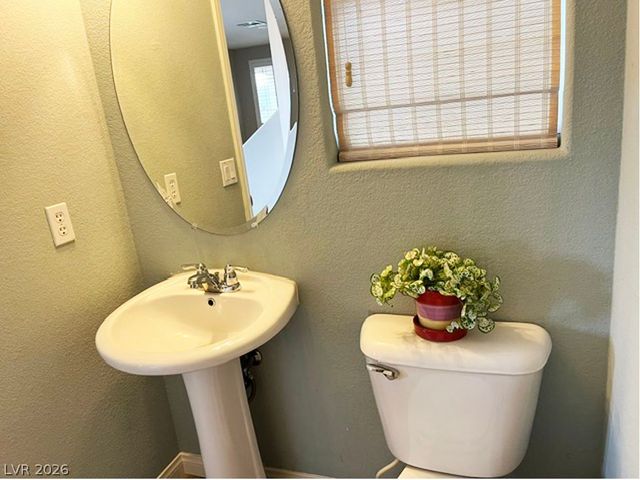 8102 Lake Chippewa Street, Las Vegas, NV 89113