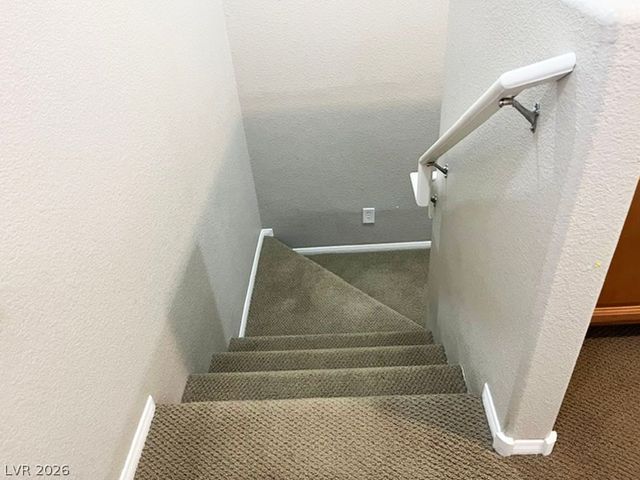 8102 Lake Chippewa Street, Las Vegas, NV 89113