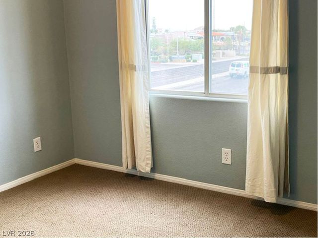 8102 Lake Chippewa Street, Las Vegas, NV 89113
