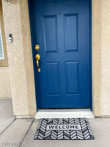 8102 Lake Chippewa Street, Las Vegas, NV 89113