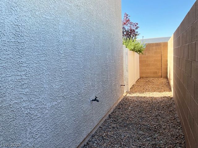 8102 Lake Chippewa Street, Las Vegas, NV 89113