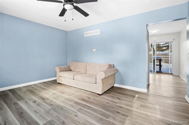 3302 Windland Drive, Flint, MI 48504