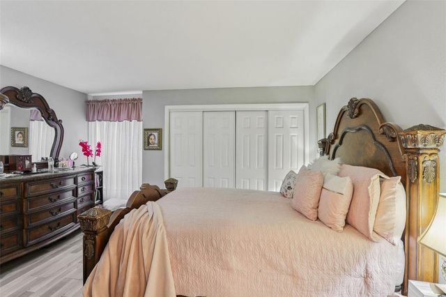 4709 PURITAN CIRCLE 702, Tampa, FL 33617