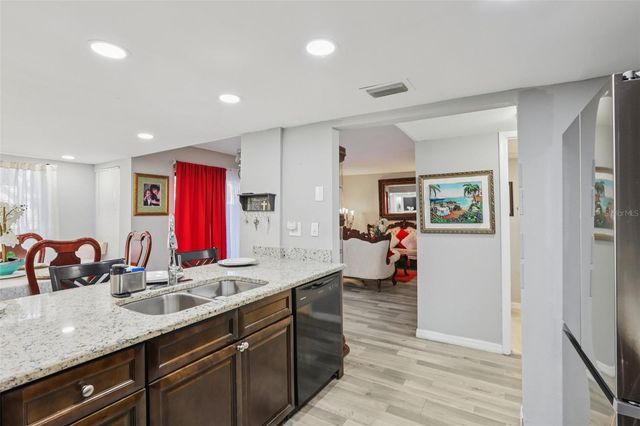 4709 PURITAN CIRCLE 702, Tampa, FL 33617