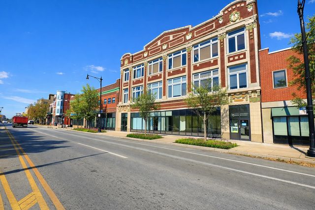 2542 W North Avenue, Chicago, IL 60647