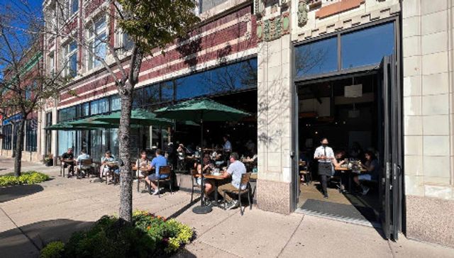 2542 W North Avenue, Chicago, IL 60647