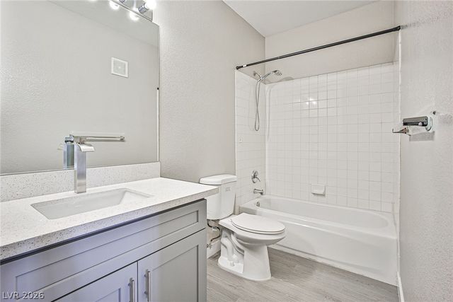 2101 Black Island Street 103, Las Vegas, NV 89128