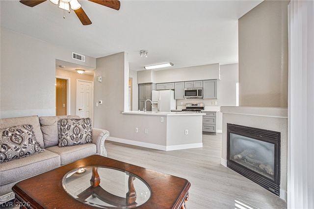 2101 Black Island Street 103, Las Vegas, NV 89128